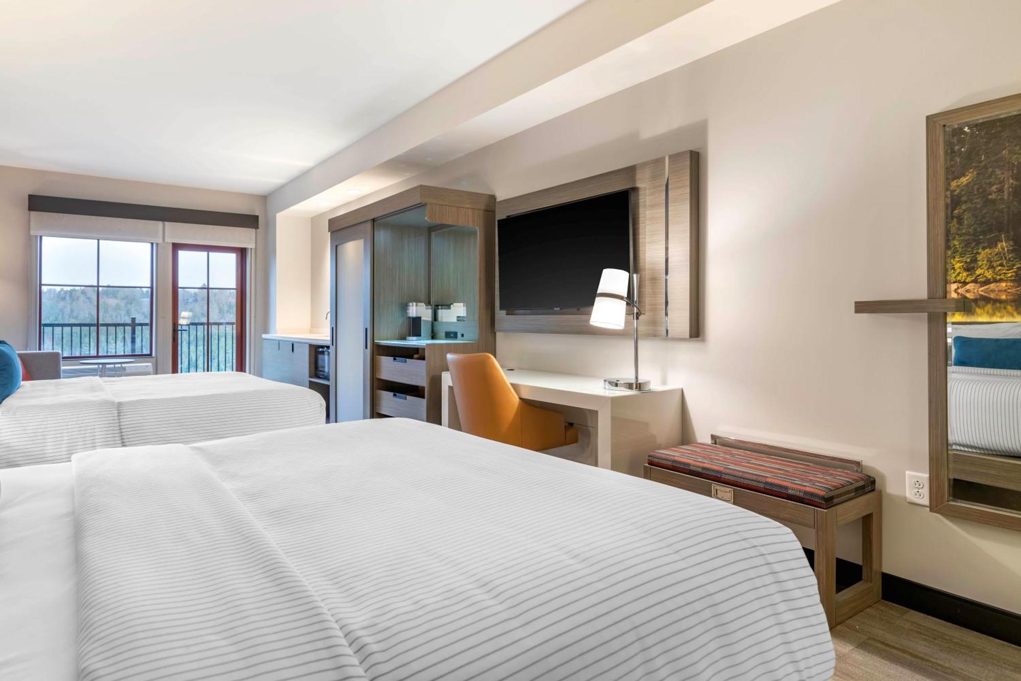 Cambria Hotel Lake Placid - Lakeside Resort Εξωτερικό φωτογραφία