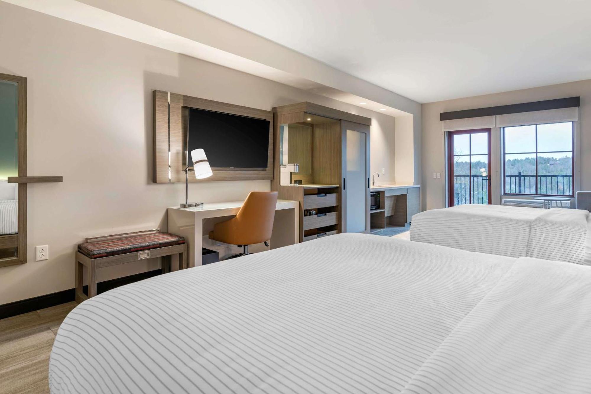 Cambria Hotel Lake Placid - Lakeside Resort Εξωτερικό φωτογραφία