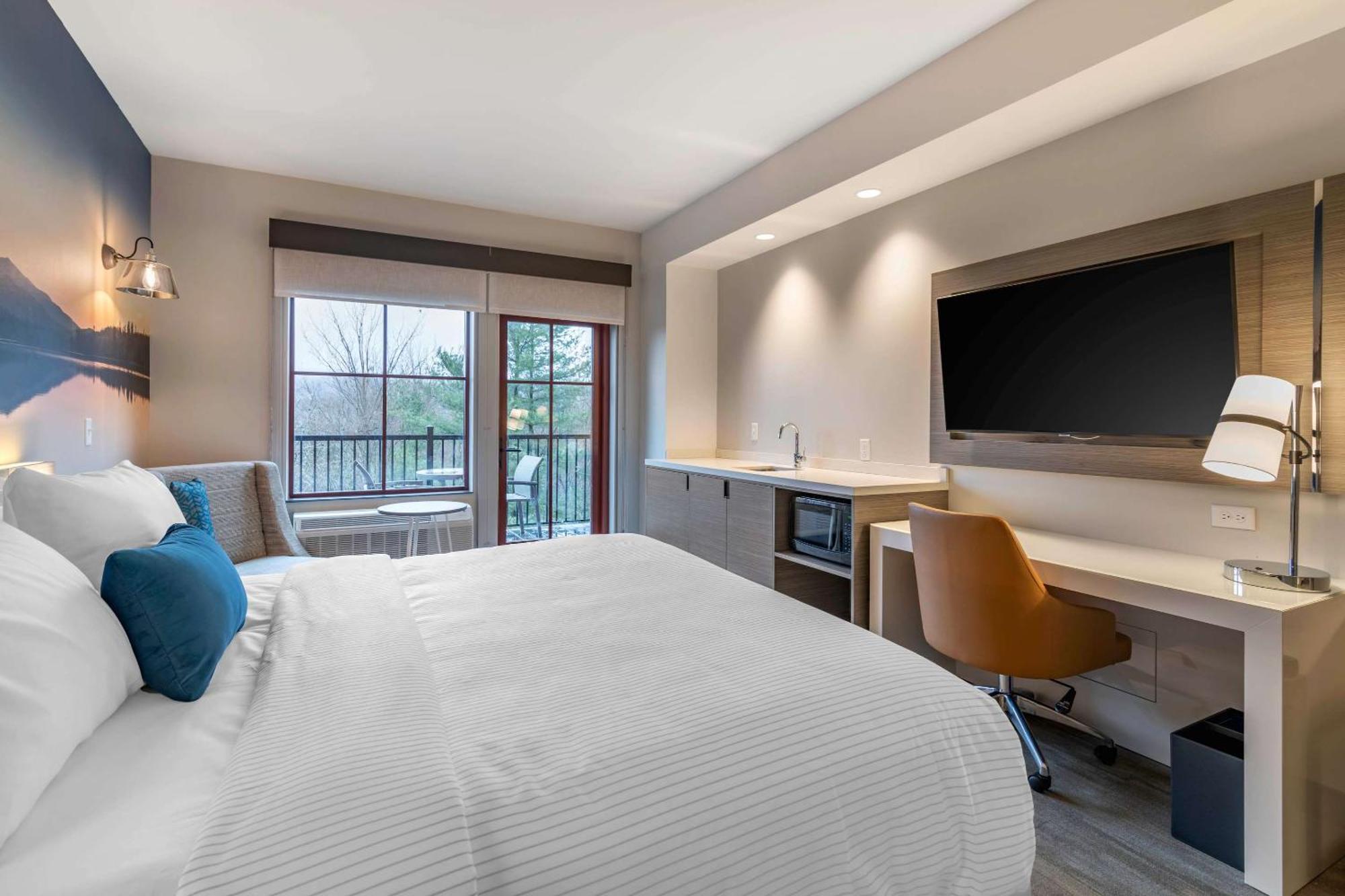 Cambria Hotel Lake Placid - Lakeside Resort Εξωτερικό φωτογραφία