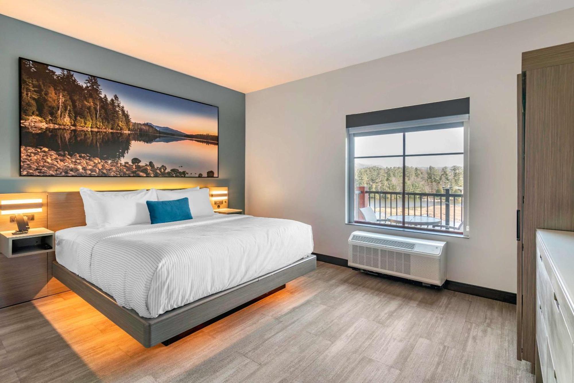 Cambria Hotel Lake Placid - Lakeside Resort Εξωτερικό φωτογραφία