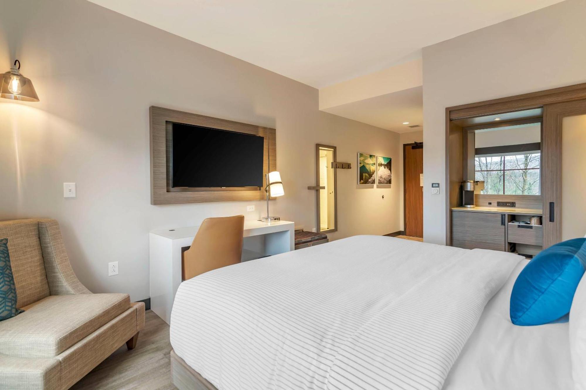 Cambria Hotel Lake Placid - Lakeside Resort Εξωτερικό φωτογραφία